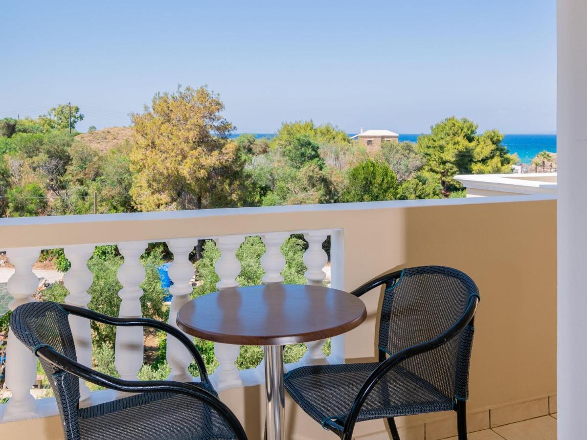 Plaka Beach Resort Vasilikí Exteriör bild