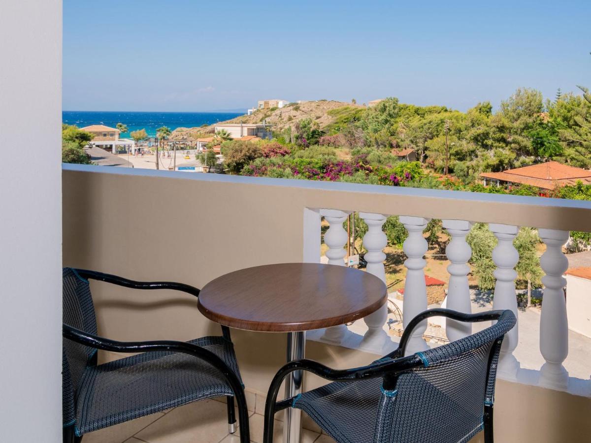 Plaka Beach Resort Vasilikí Exteriör bild