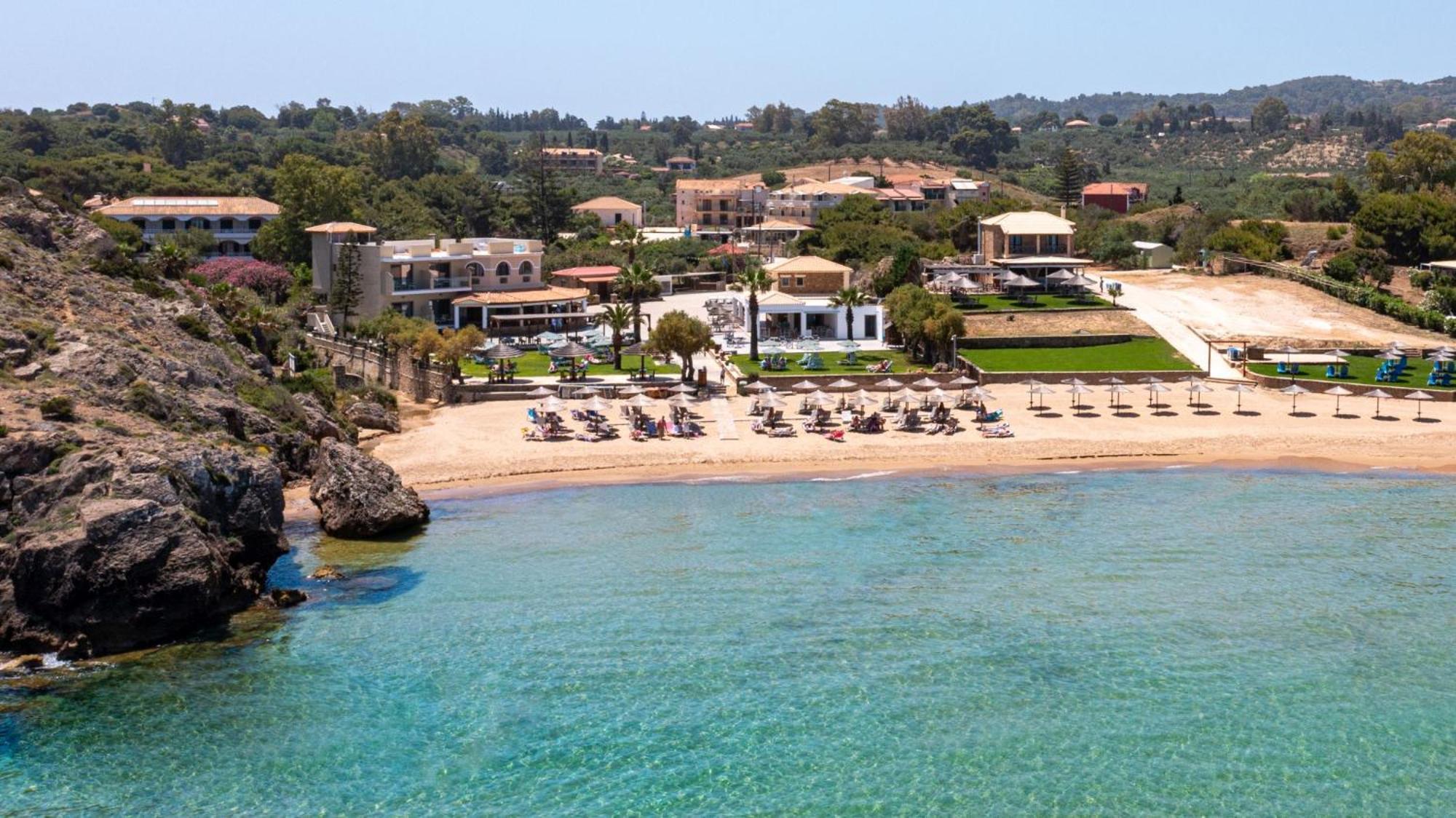 Plaka Beach Resort Vasilikí Exteriör bild